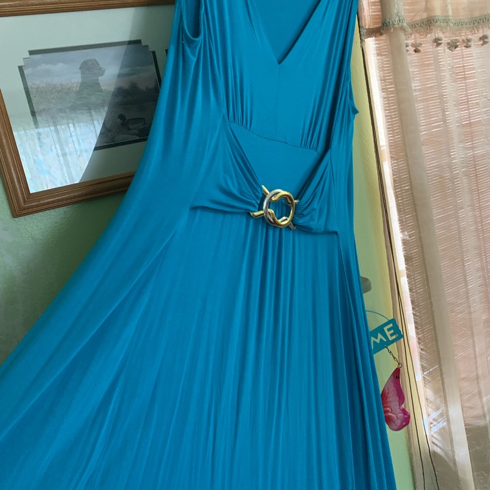 DRESS - Picture 2 of 3